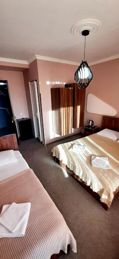 Tamazi Hotel Koboeleti Buitenkant foto