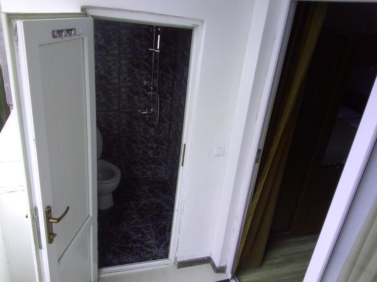 Tamazi Hotel Koboeleti Buitenkant foto