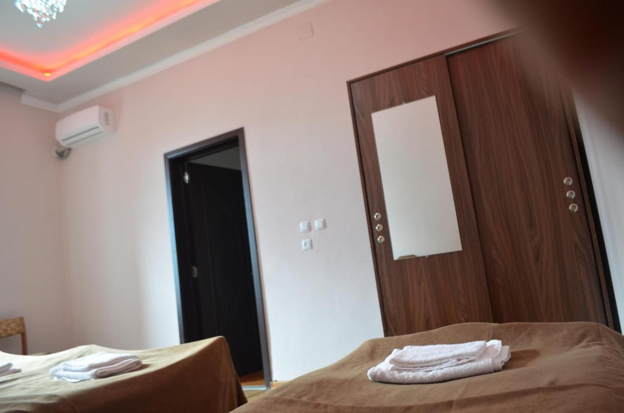Tamazi Hotel Koboeleti Buitenkant foto