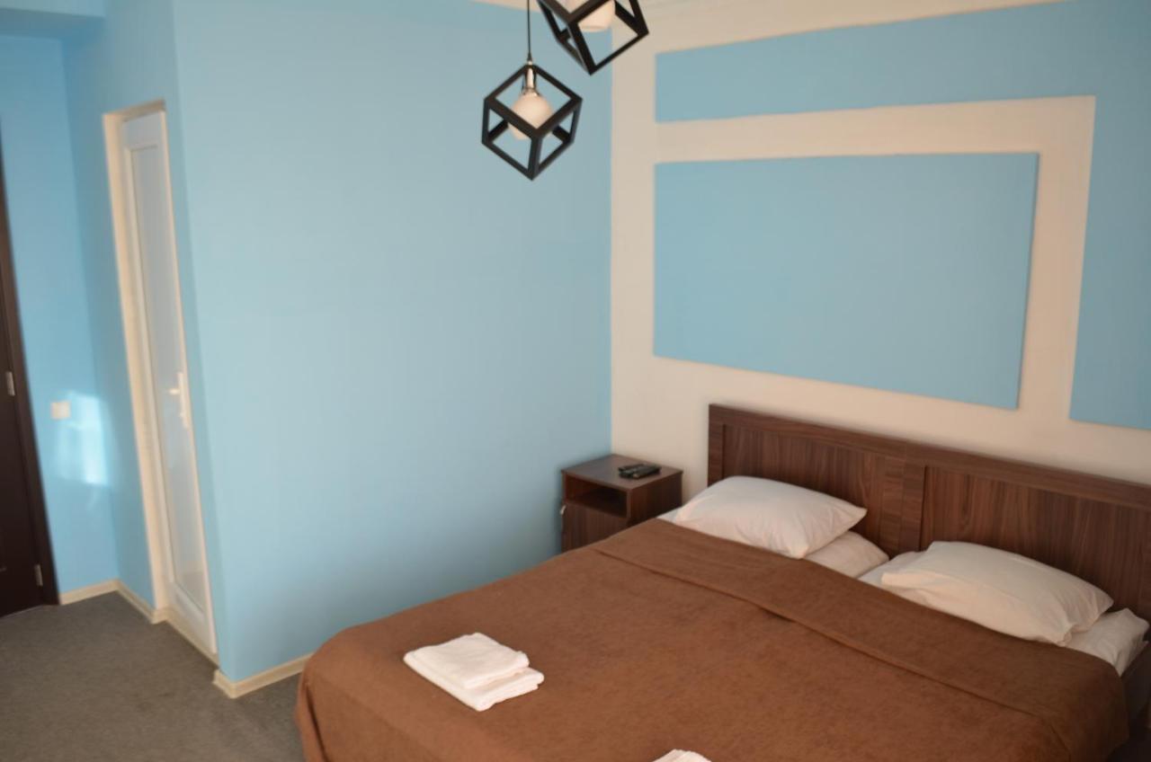 Tamazi Hotel Koboeleti Buitenkant foto