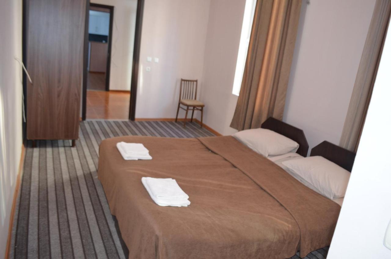 Tamazi Hotel Koboeleti Buitenkant foto