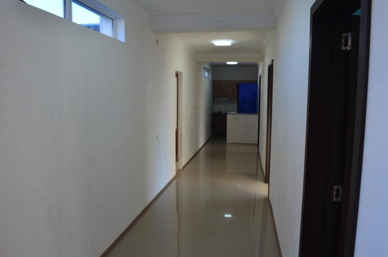 Tamazi Hotel Koboeleti Buitenkant foto